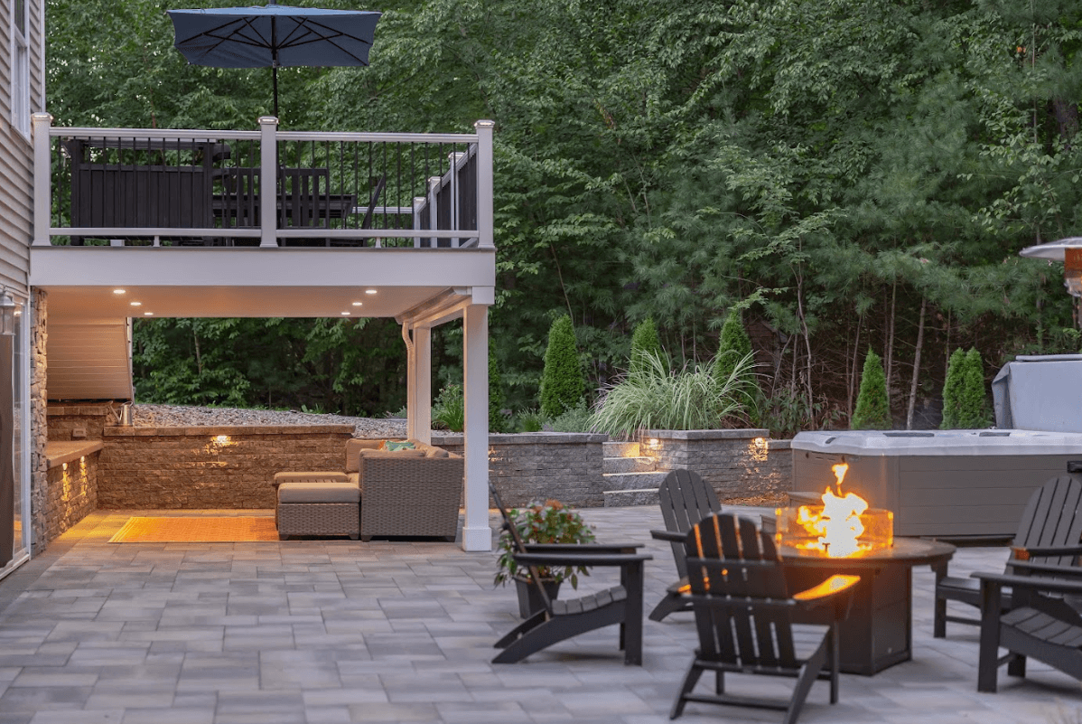 Fire Pits, Fire Tables, and Outdoor Fireplaces - Fire features contractor near me in NH