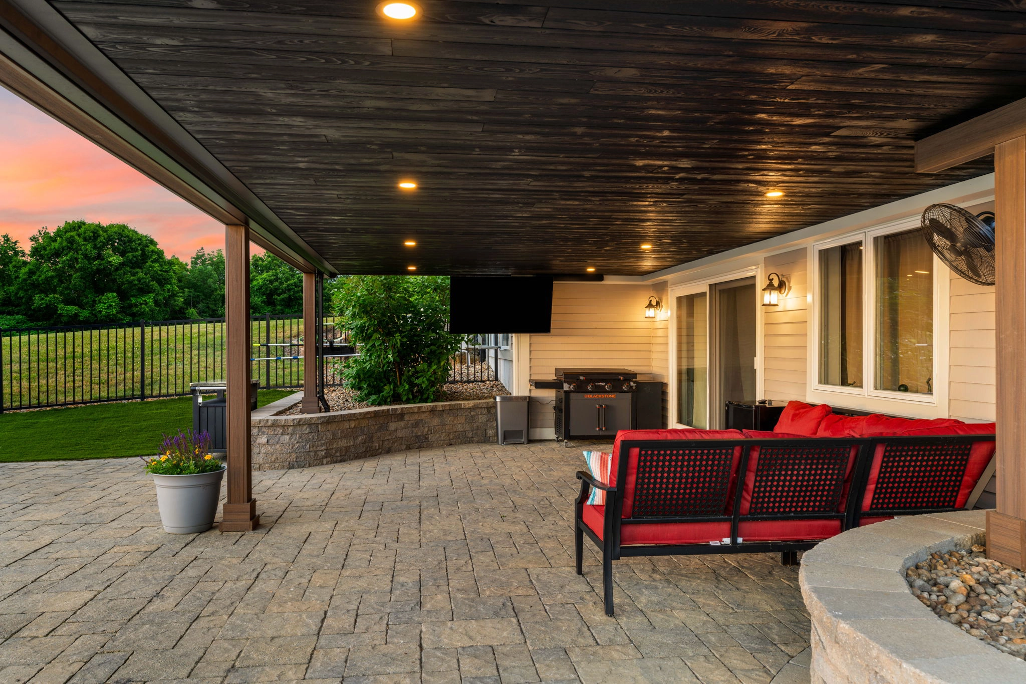 Contact Villandry Home & Outdoor Living Today!