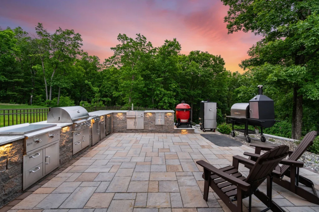 The Value of Hiring an Outdoor Kitchen Contractor