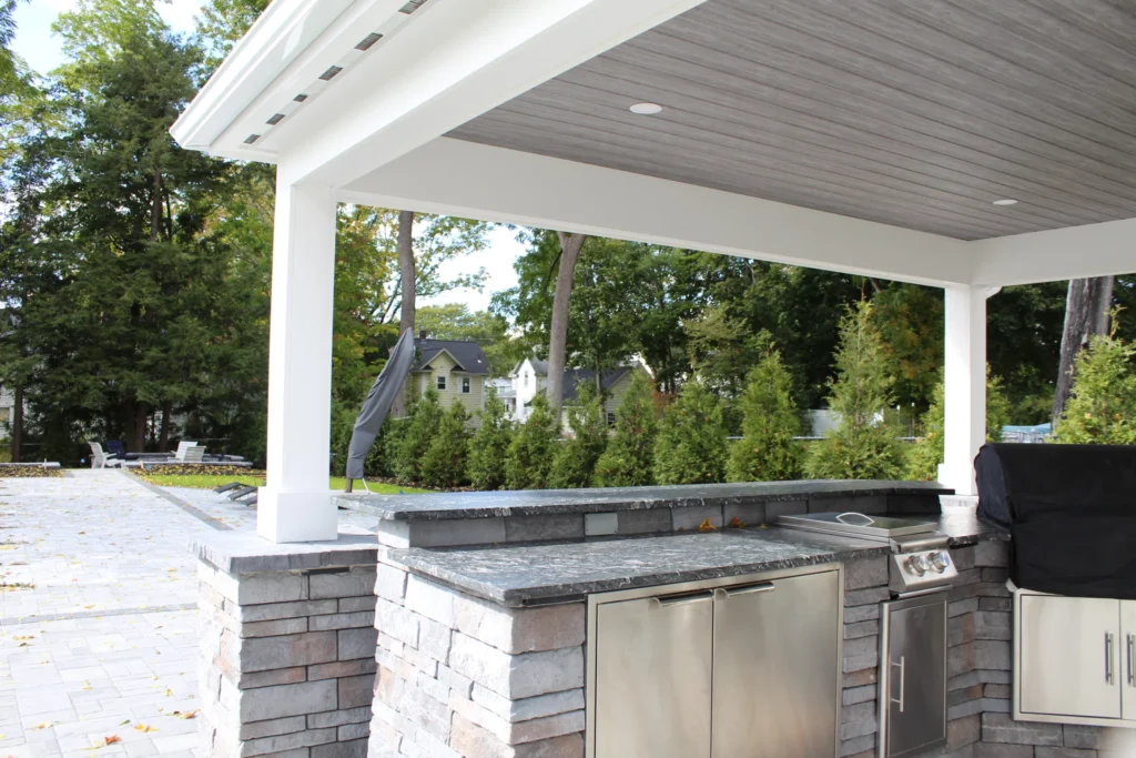 Why Add an Outdoor Kitchen to Your Backyard?